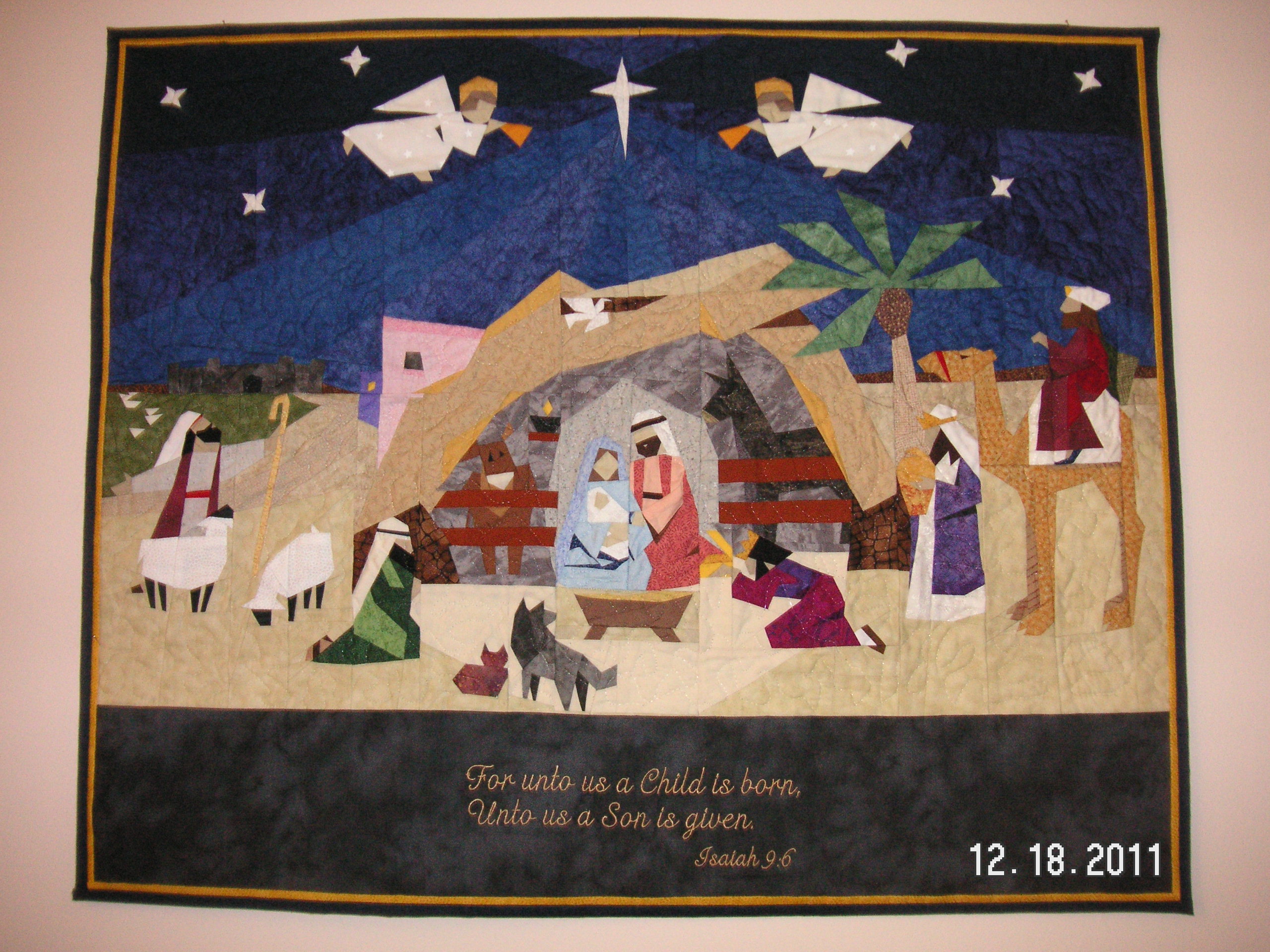 paper-pieced-nativity-wall-hanging-finally-finished