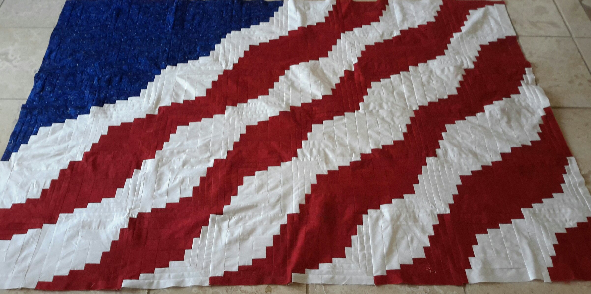 Curved Log Cabin USA Flag