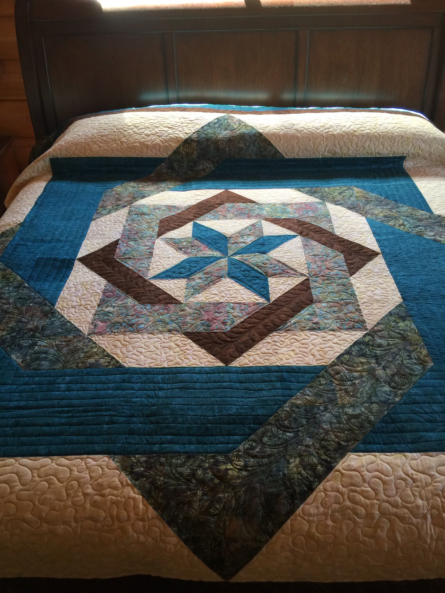 Labyrinth Star Quilt