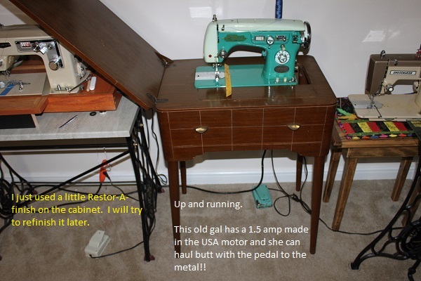 Please help me figure out model of this Dressmaker Deluxe ZigZag machine! -  Quiltingboard Forums
